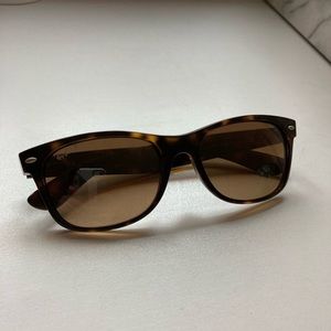 RayBan wayfarers - polarized